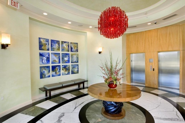 Foto del edificio - 600 S Dixie Hwy