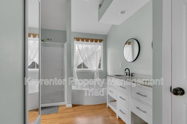 Photo - 3391 Valley Crossing Dr House