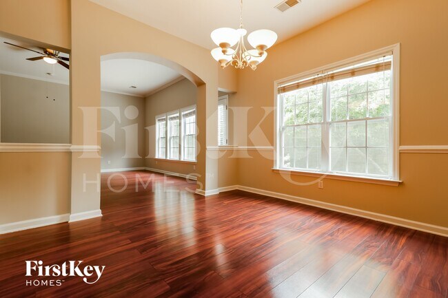 Foto del edificio - 9661 Pebble Creek Blvd