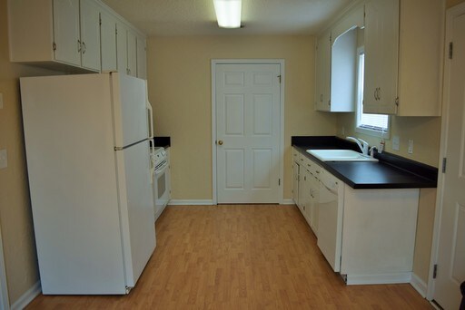 Building Photo - 116 Radford Cir