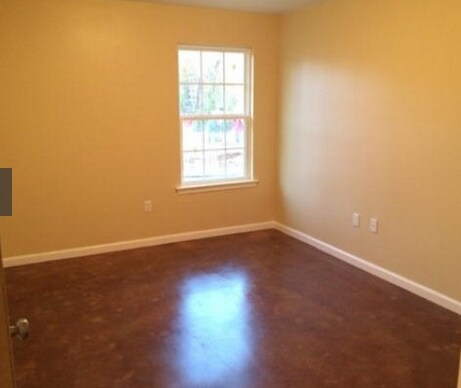 Building Photo - 1247 Pecan St