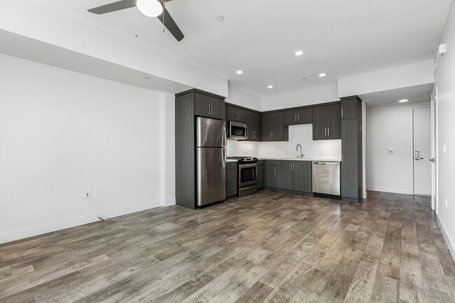 Building Photo - Cobalt