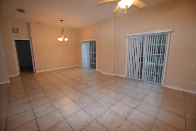 Building Photo - 15326 Oak Apple Ct