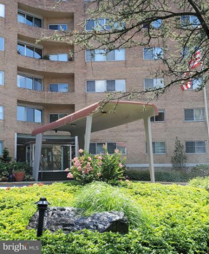Foto del edificio - 100 West Ave