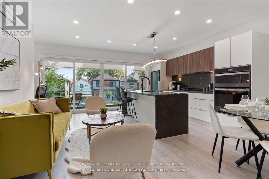 Primary Photo - 16-16 Minto St
