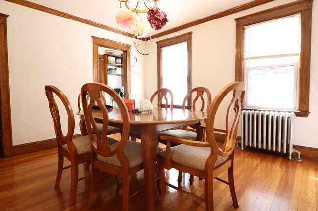 Foto del edificio - 209 Aspinwall Ave