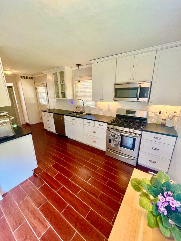 Foto del edificio - 1500 Pinetree Ln