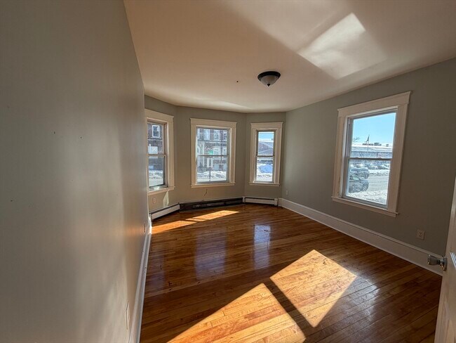 Foto del edificio - 1038 Main St