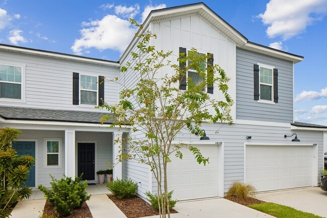 Building Photo - Casa Solara Townhomes