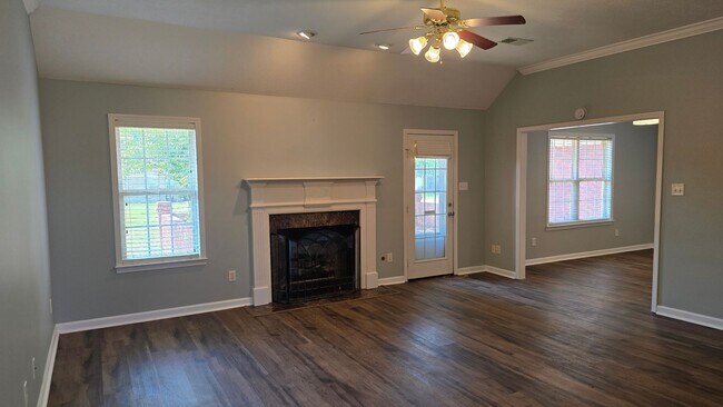 Foto del edificio - 173 Walnut Trace Dr