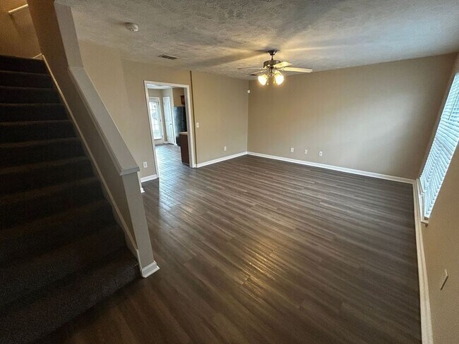 Foto del edificio - 5170 Hickory Hollow Pkwy