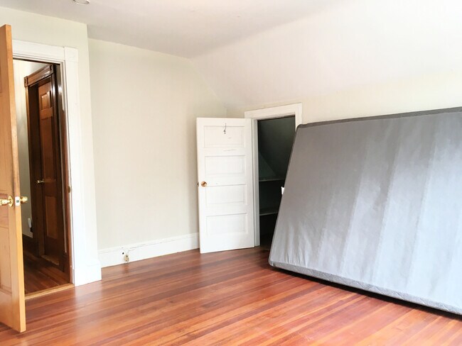 Bedroom - 7 Egan Way