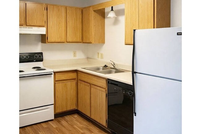 Foto del edificio - SUNDANCE MARSHALLTOWN APARTMENTS