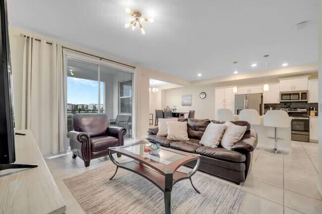 Foto del edificio - 4721 Clock Tower Dr