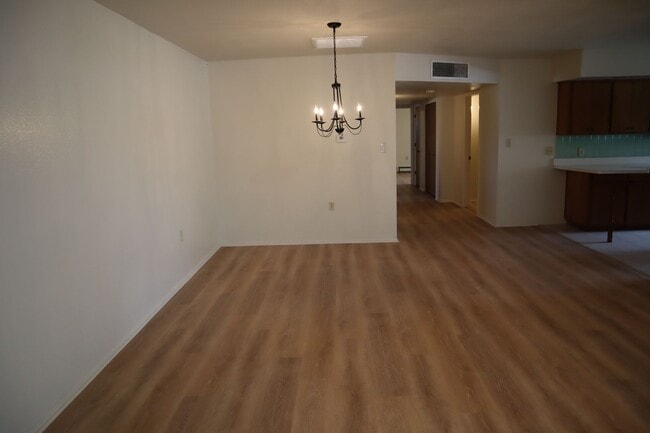 Photo - Livable, Lovable, & Avaiable! House