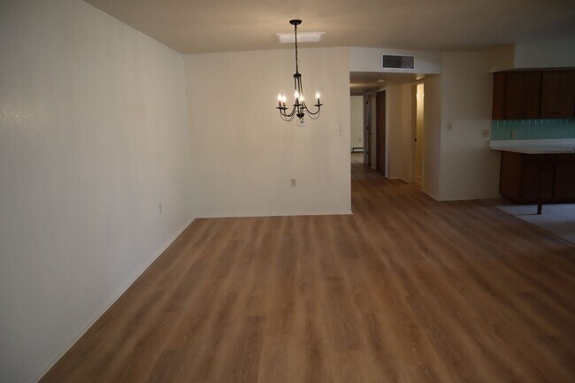 Foto del edificio - Livable, Lovable, & Avaiable!