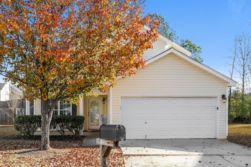 Primary Photo - 3046 Summer Breeze Dr