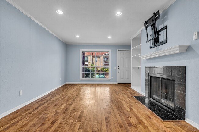 Foto del edificio - 1860 White Oak Dr