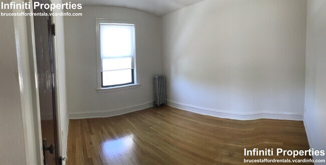 Foto del edificio - 10740 S Calumet Ave