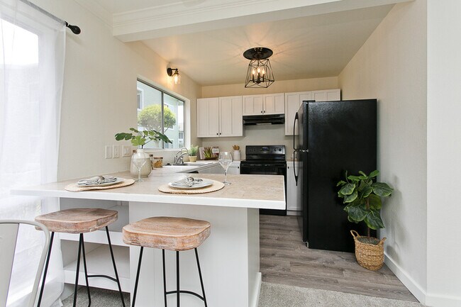 Foto del edificio - 94-719-725 Meheula Pkwy