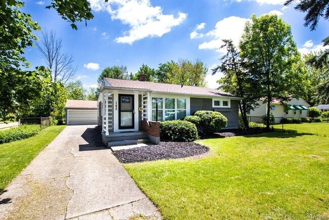 Building Photo - 103 Mapleview Dr