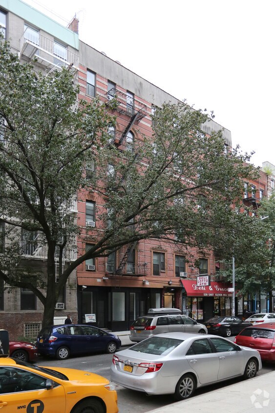 Primary Photo - 528 E 11th St