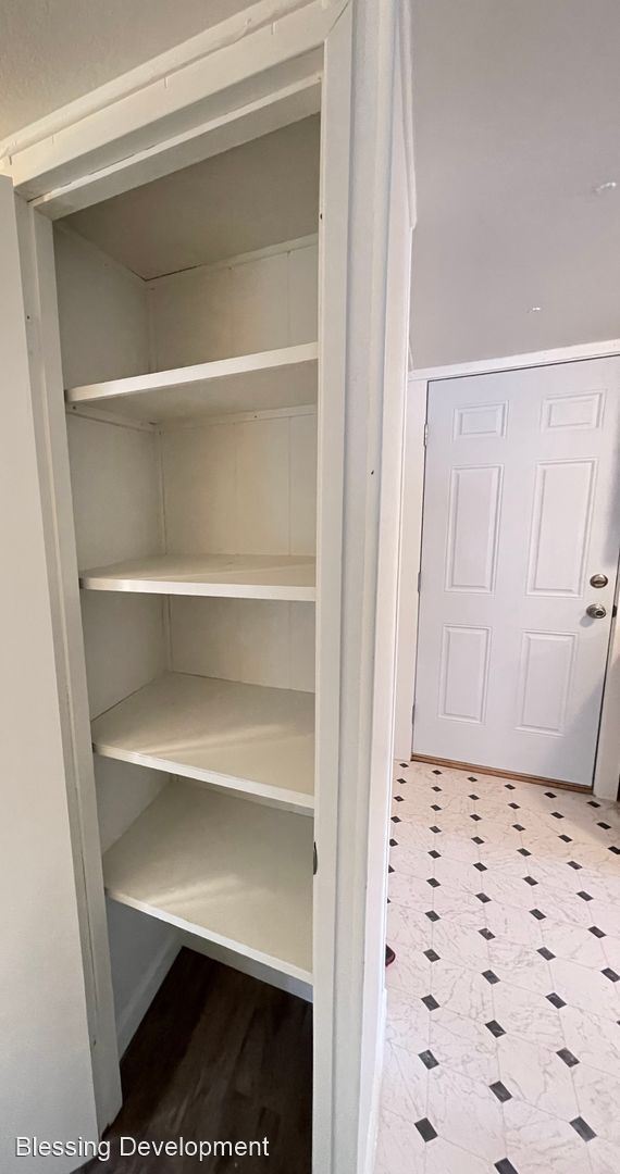 Building Photo - 2 br, 1 bath House - 22001 130th ST