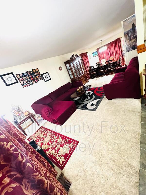 1232 Old Timber Ln, Hoffman Estates, IL 60192 House Rental in Hoffman