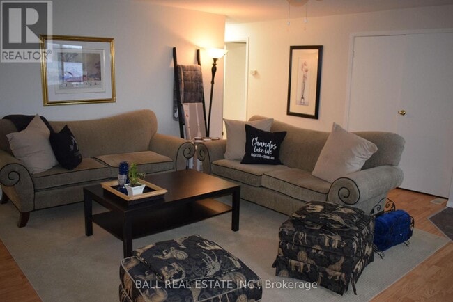 Building Photo - 86 Renwick Rd