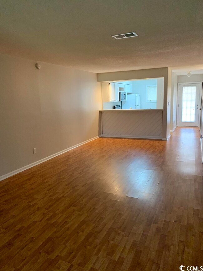 Building Photo - 1830 Fairway Ridge Dr