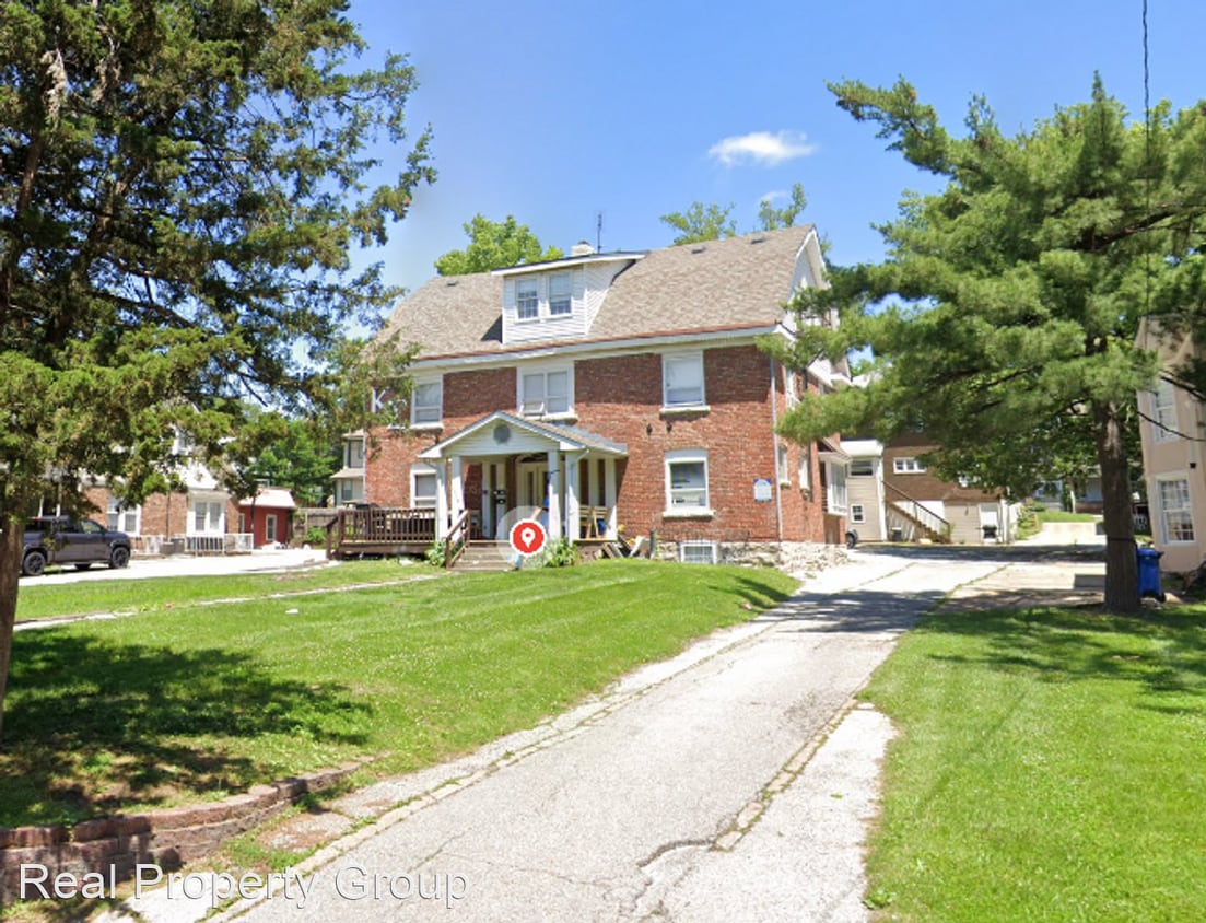 Primary Photo - 16 br, 5 bath House - 1419 Wilson Ave.
