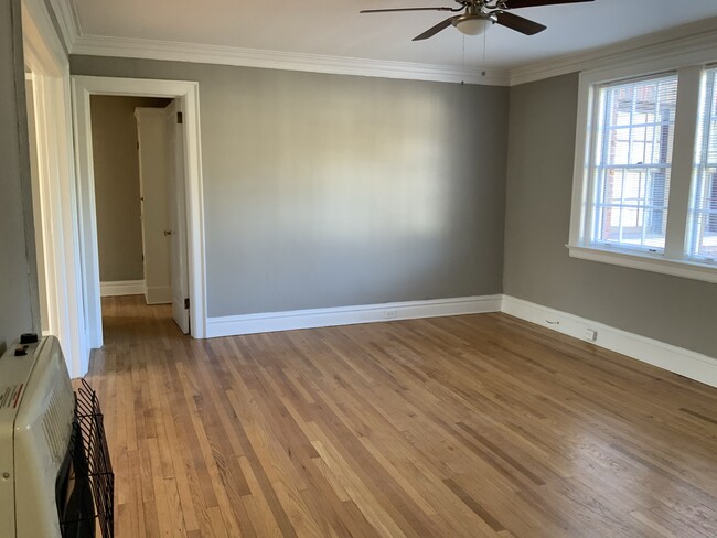 Living Room - The Castle in Cloverdale