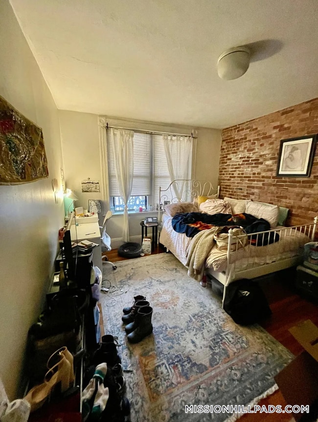 Building Photo - 880 Huntington Ave