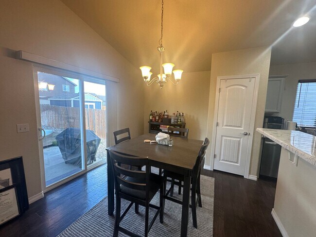 Building Photo - 4 Bed 3 Bath Ranch Home in Lorson for Rent!!