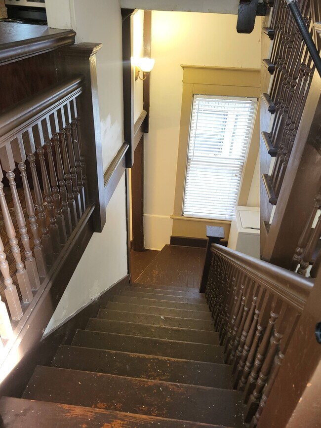 Foto del edificio - 37 S McLean Blvd