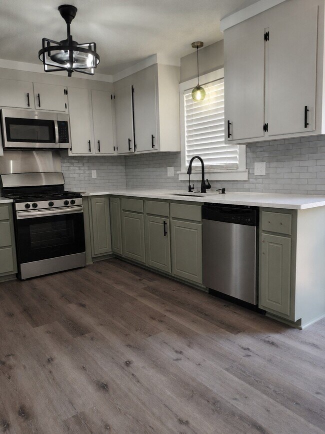 Foto del edificio - 1501 Homestead Rd