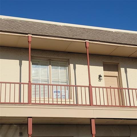 Building Photo - 212 W Knox St