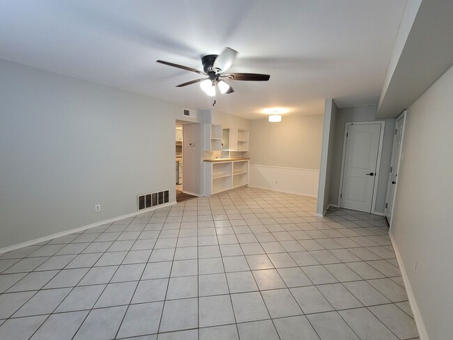 Foto del edificio - 219 W Silver Sands Dr