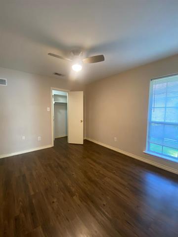 Foto del edificio - 17804 Hillcrest Rd