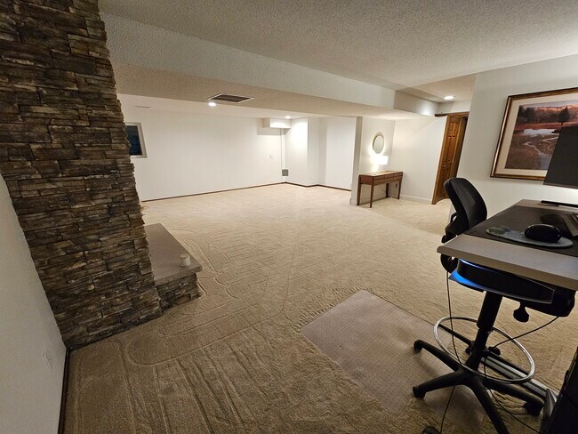 living area 2 - 20807 70th Ave N