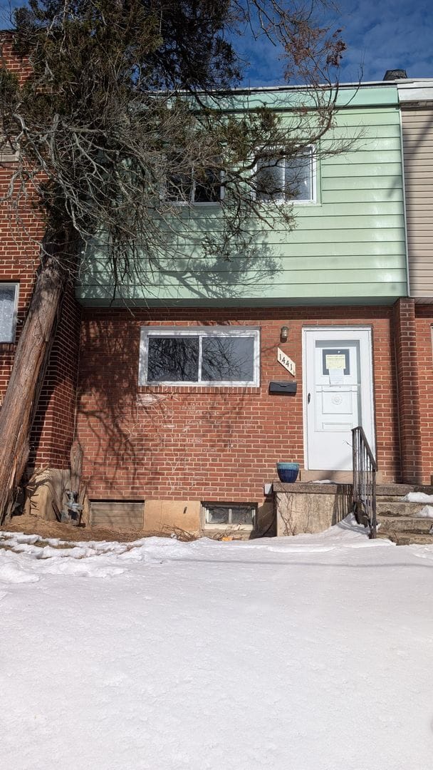 Building Photo - 1441 S 13th St