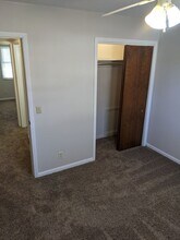 Building Photo - 302 Proctor Ln