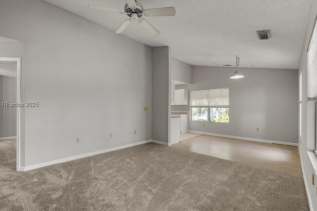 Foto del edificio - 32 Old S Ct