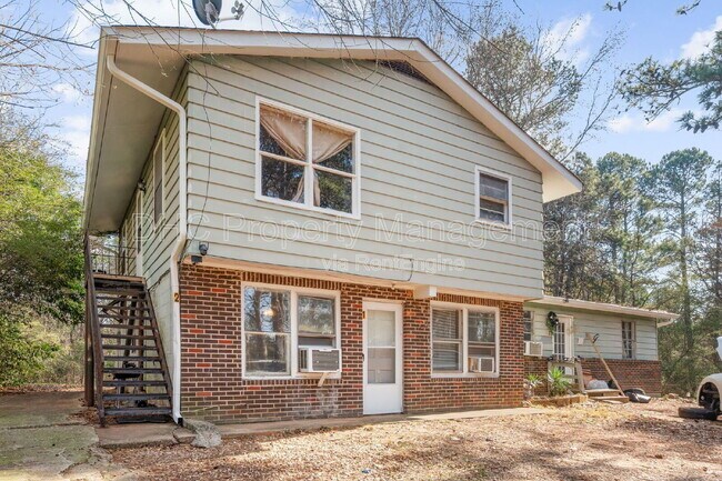 Foto del edificio - 3234 Fairburn Rd
