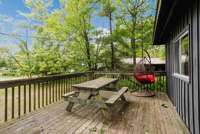 Building Photo - 80 Sand Bay Rd