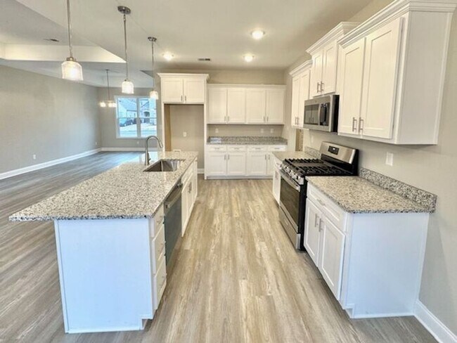 Foto del edificio - Now Leasing a Brand New 4-Bedroom 2.5 Bath Home In Cordova off of Houston Levee and Walnut Grove.
