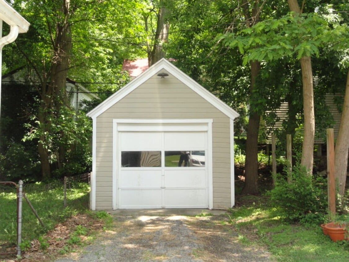 Foto principal - 1209 S W Ave