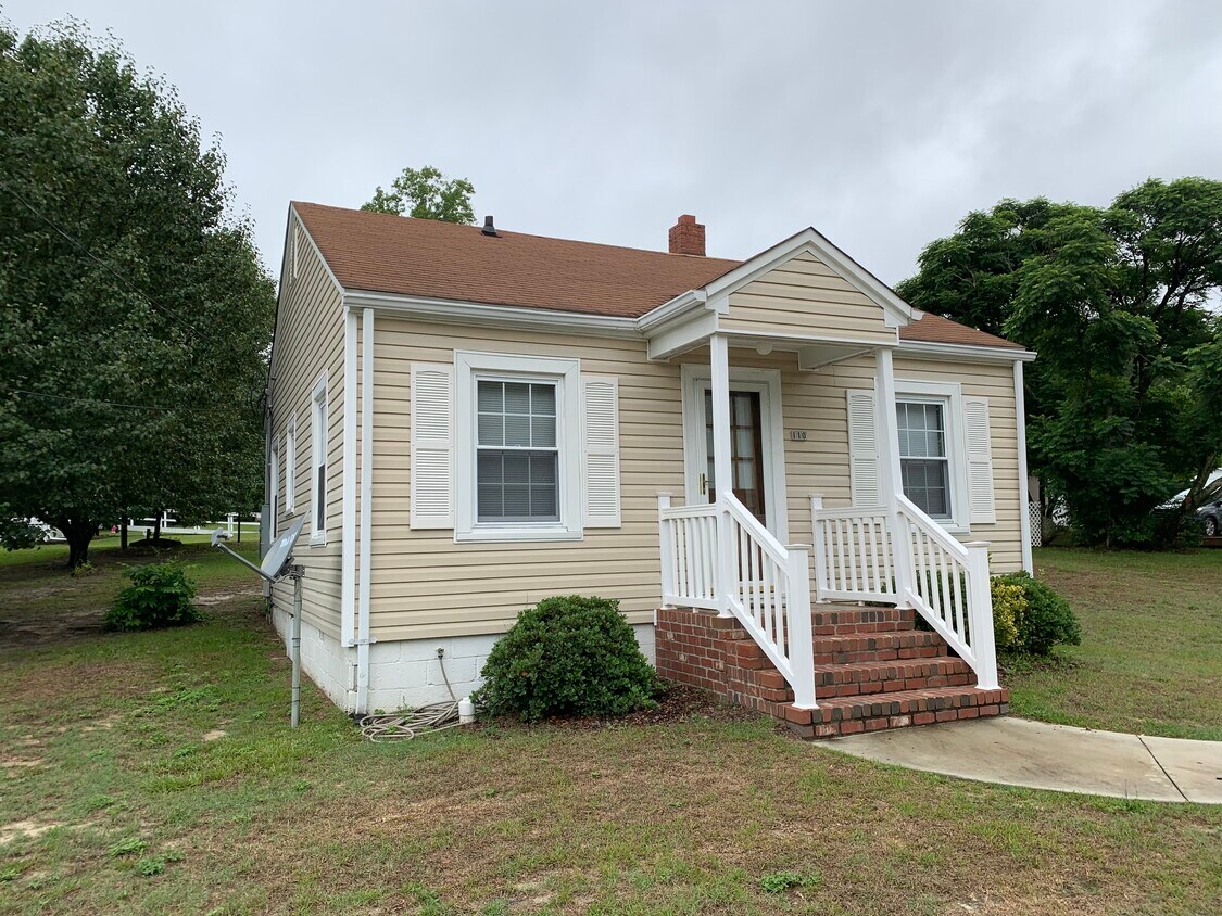 Primary Photo - 110 Morgan St