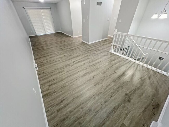 Foto del edificio - 19220 E 5th Ct N