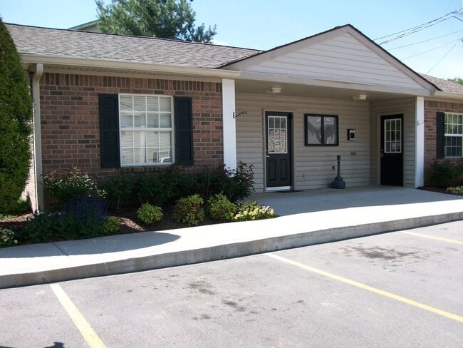 Building Photo - Ridgewood Apartments